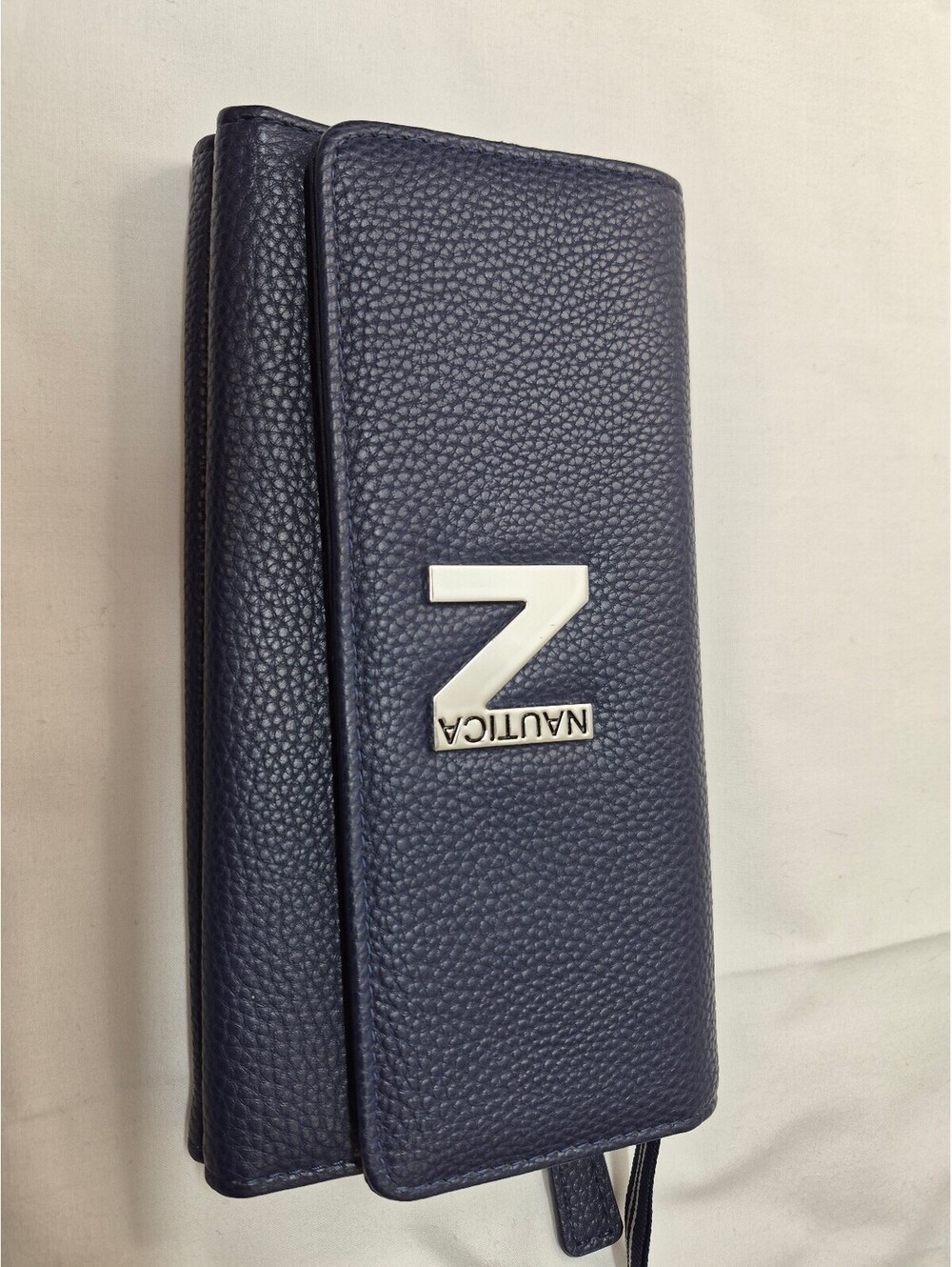 Nautica Navy Blue RFID Protection Trifold Wallet with Zippered Coin Pocket B453